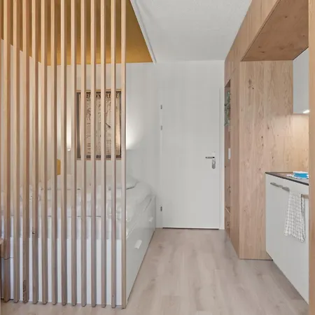 Elegant Studio, Proche Des Bains & Nature Apartment