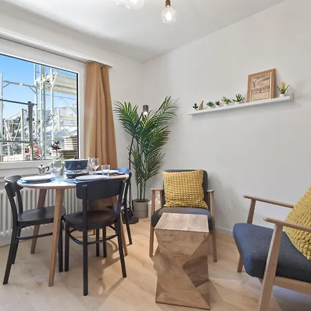 Elegant Studio, Proche Des Bains & Nature